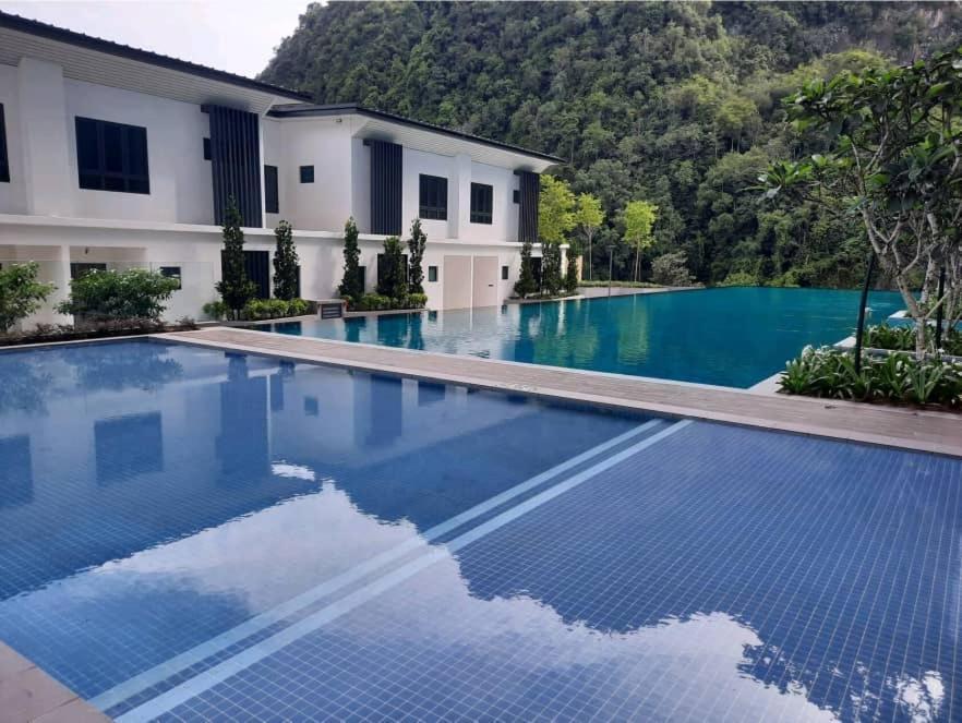 Hotspring 2102 @ Sunway Onsen Neighbour Of Lost World Of Tambun For 2-4pax *